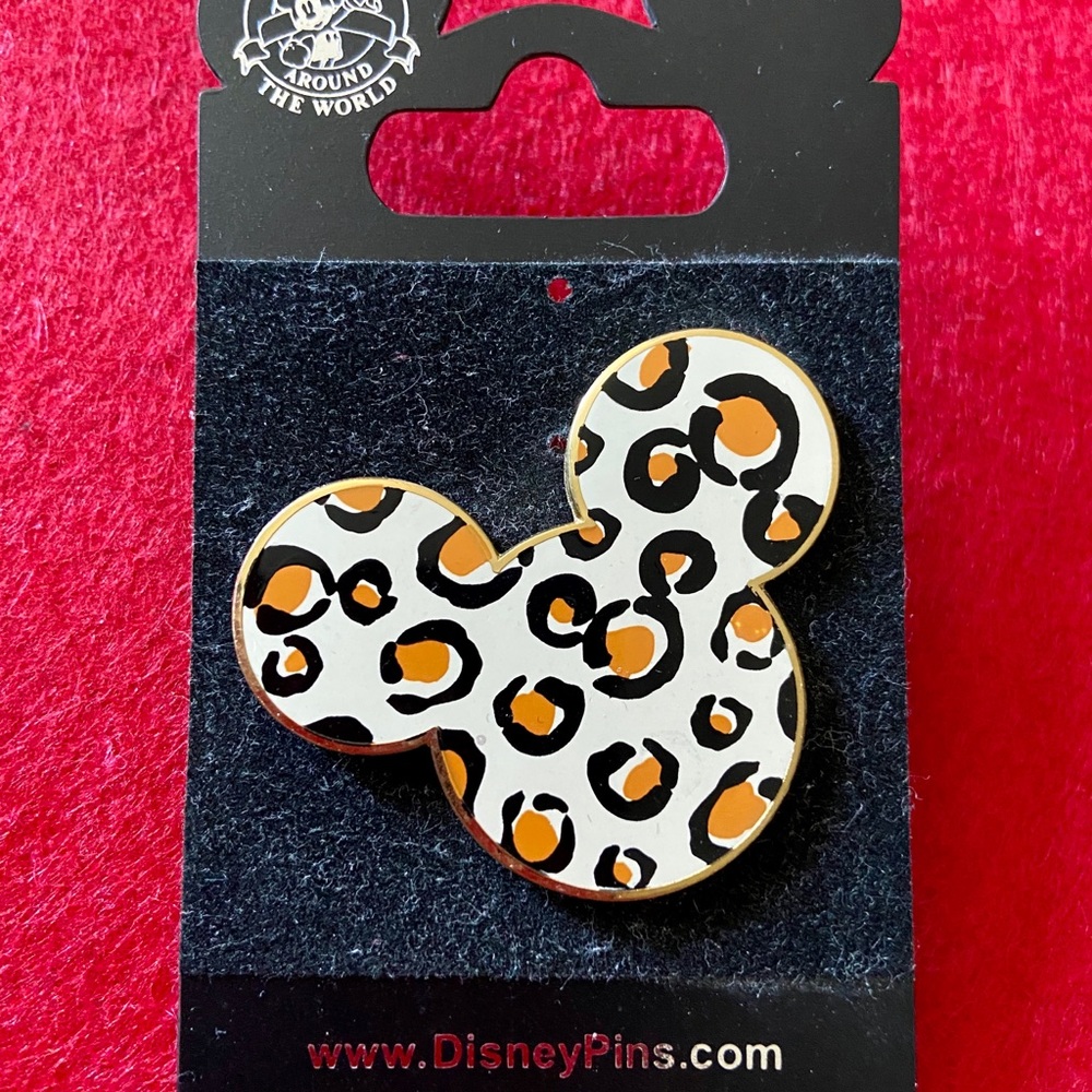Disney Leopard Collectable Pin
